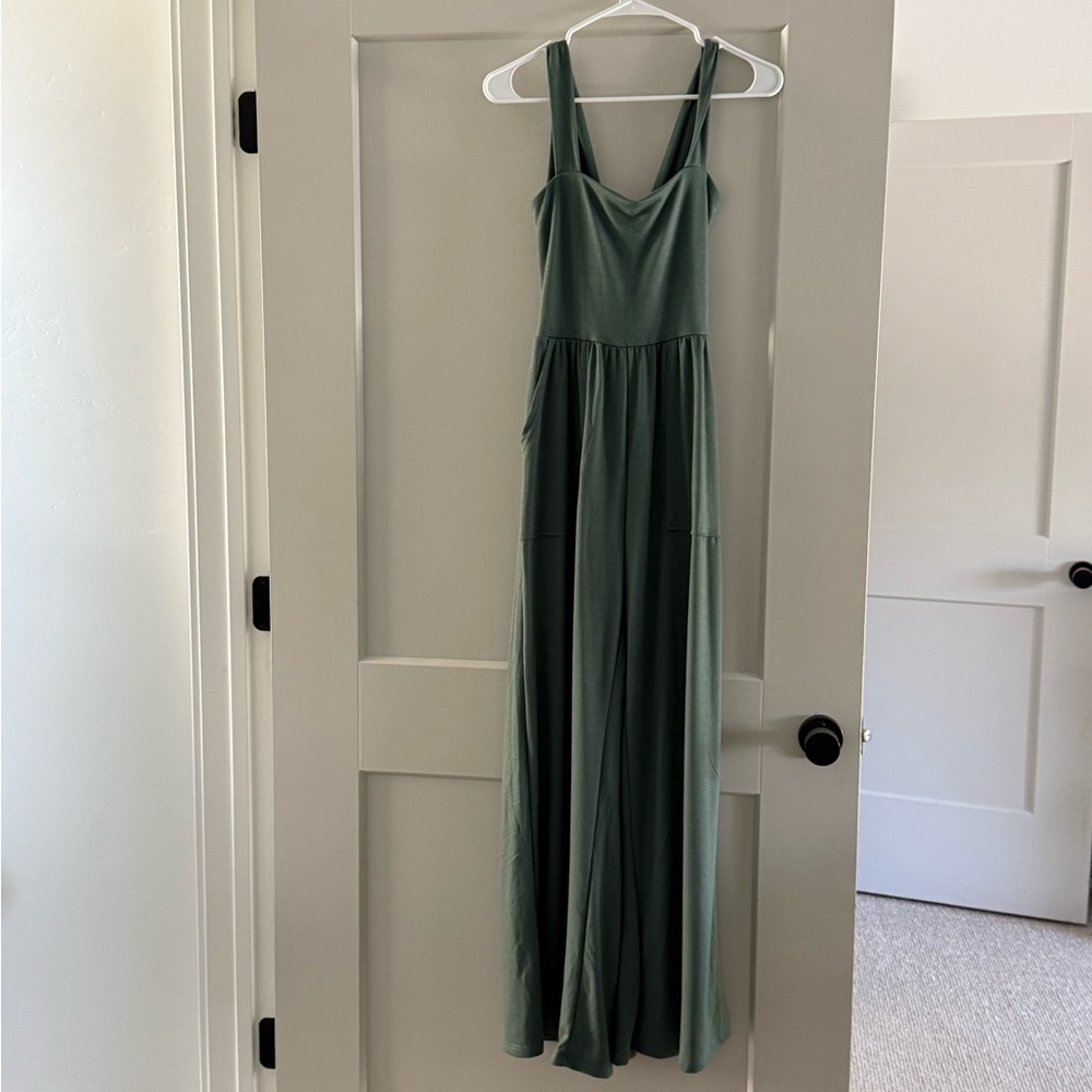 Chic Forest Green Maxi Dress